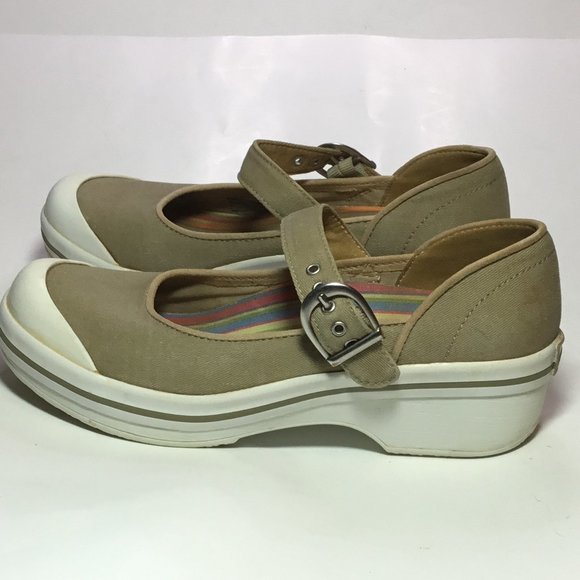 Dansko Shoes - Dansko Woman's Valerie Vegan Mary Jane's Tan 36